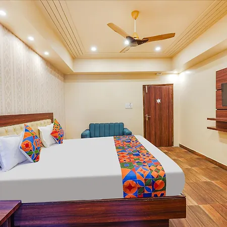 Fabhotel Grand Falcon